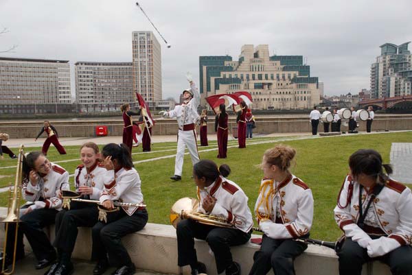 &copy; 2006, Peter Marshall. New Year Parade