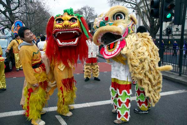 &copy; 2006, Peter Marshall. New Year Parade