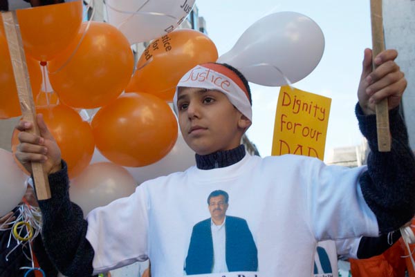 © 2006, Peter Marshall. Protest against Guantanamo detentions