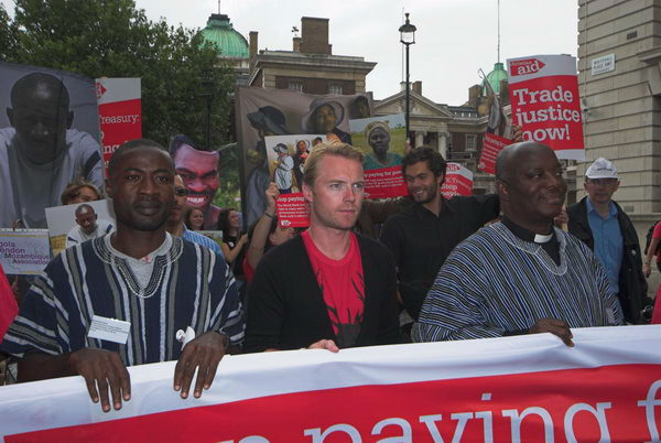�Christian Aid Trade Justice March &copy; 2006, Peter Marshall