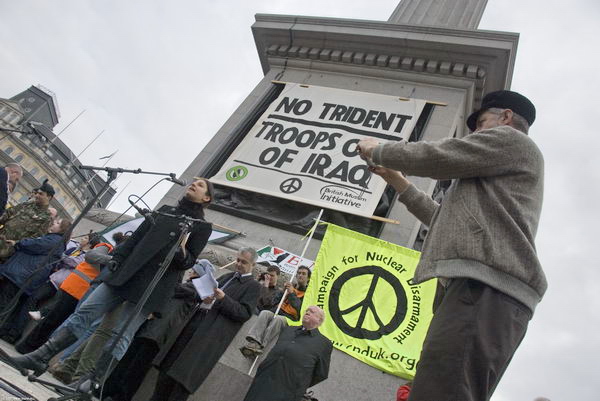 Stop Trident, Troops out of Iraq &copy; 2007, Peter Marshall